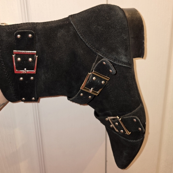 L'Intervalle Suede Boots - Picture 7 of 7